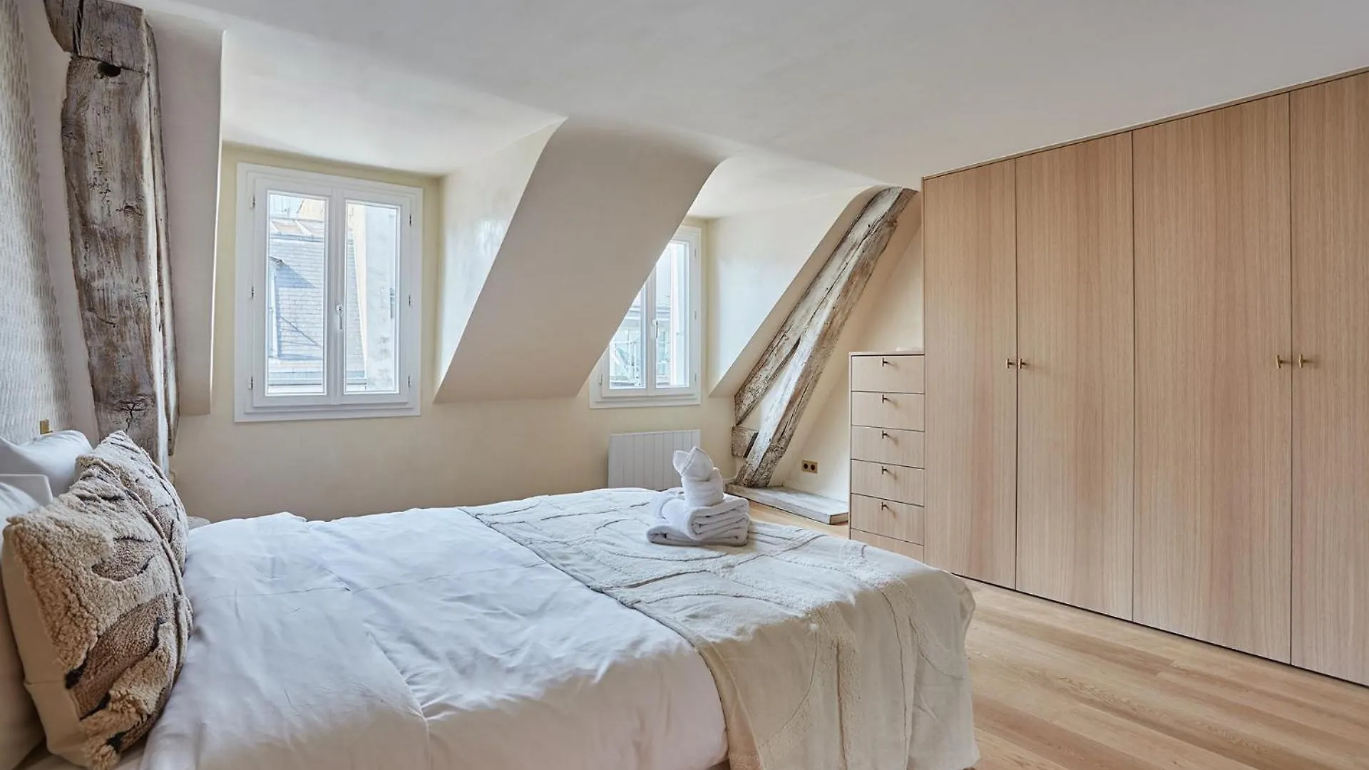 Apartment Place Vendome By Prestige *